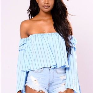 Off the shoulder flowy cropped blouse